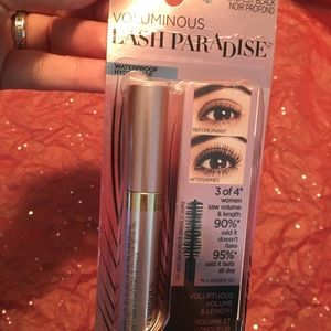 Lash Paradise Waterproof Blackest black mascara